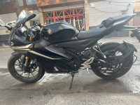 Yamaha R15 V4