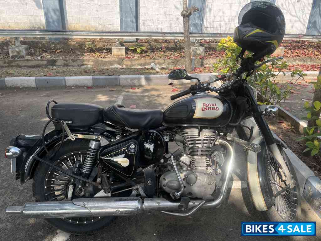 Royal Enfield Classic 500