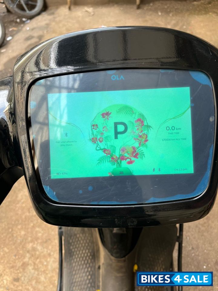 Jetblack Ola S1 Jetblack Ola S1