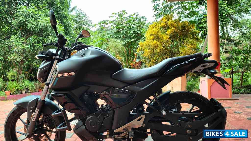 Yamaha FZ-S Yamaha FZ-S