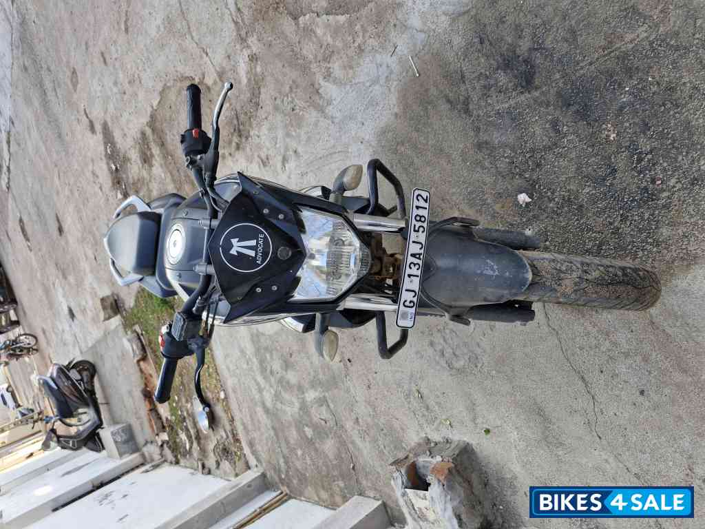 Black Yamaha FZ-S FI V2