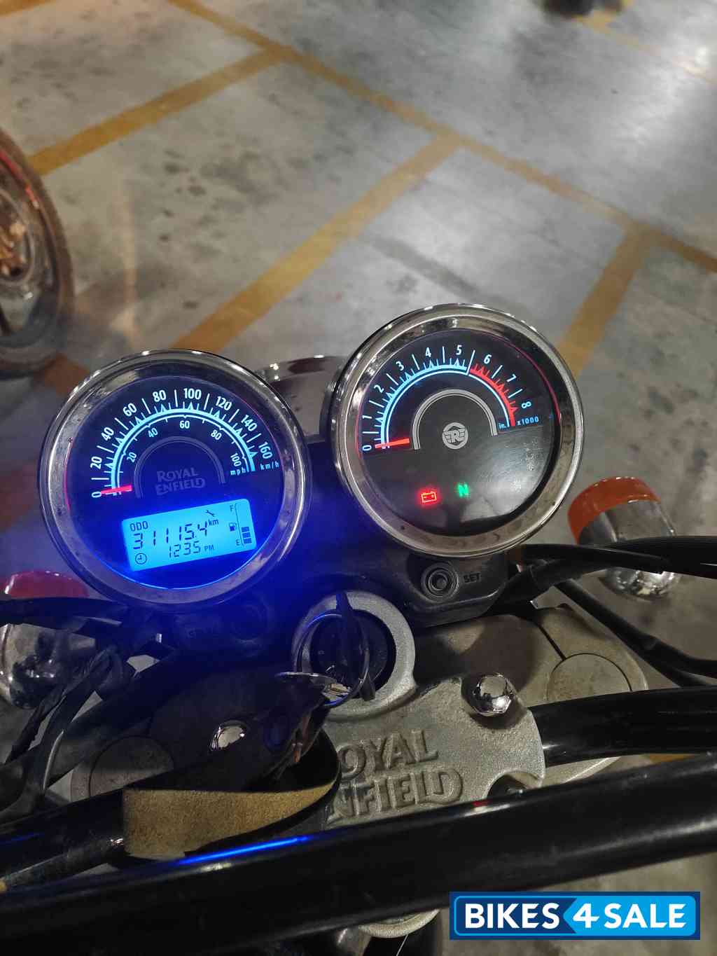 Marine Blue Royal Enfield Thunderbird 350 Marine Blue Royal Enfield Thunderbird 350