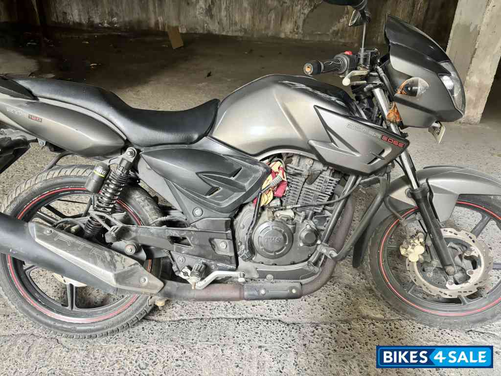 TVS Apache RTR 160 TVS Apache RTR 160
