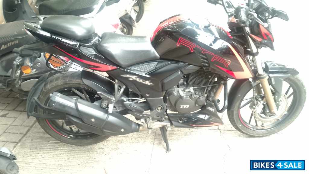 Black & Red TVS Apache RTR 200 4V 2020