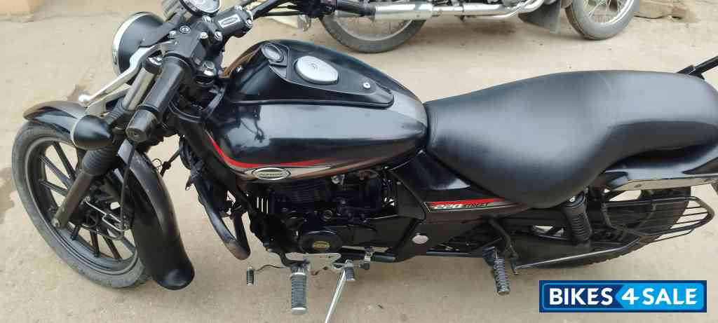 Bajaj Avenger Street 220 Bajaj Avenger Street 220