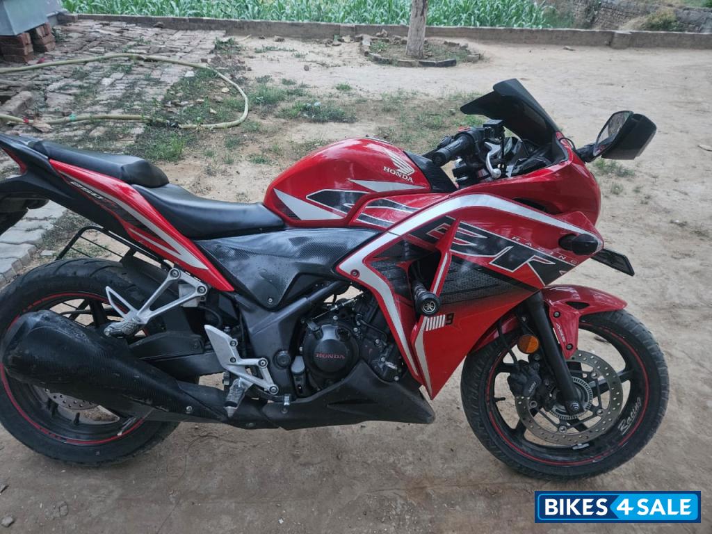Honda CBR 250R