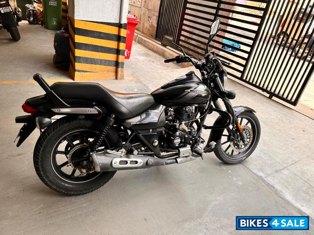 Bajaj Avenger Street 160 BS6