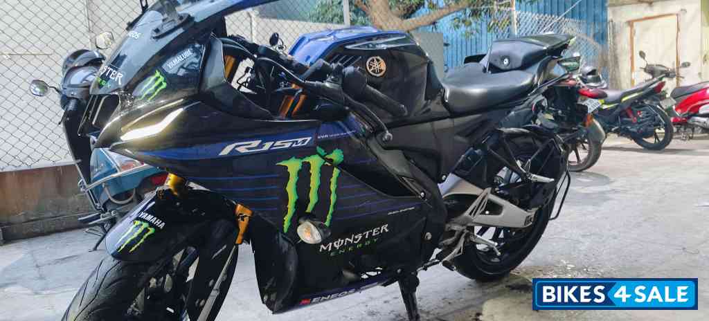Yamaha R15M Monster Energy MotoGP Edition Yamaha R15M Monster Energy MotoGP Edition