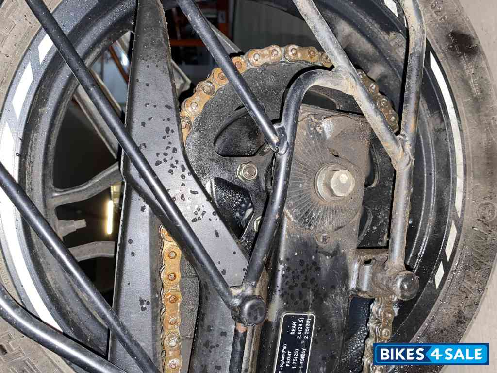 Black Bajaj Pulsar RS 200 BS6 Black Bajaj Pulsar RS 200 BS6