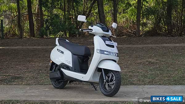 Pearl Whaite TVS iQube Electric