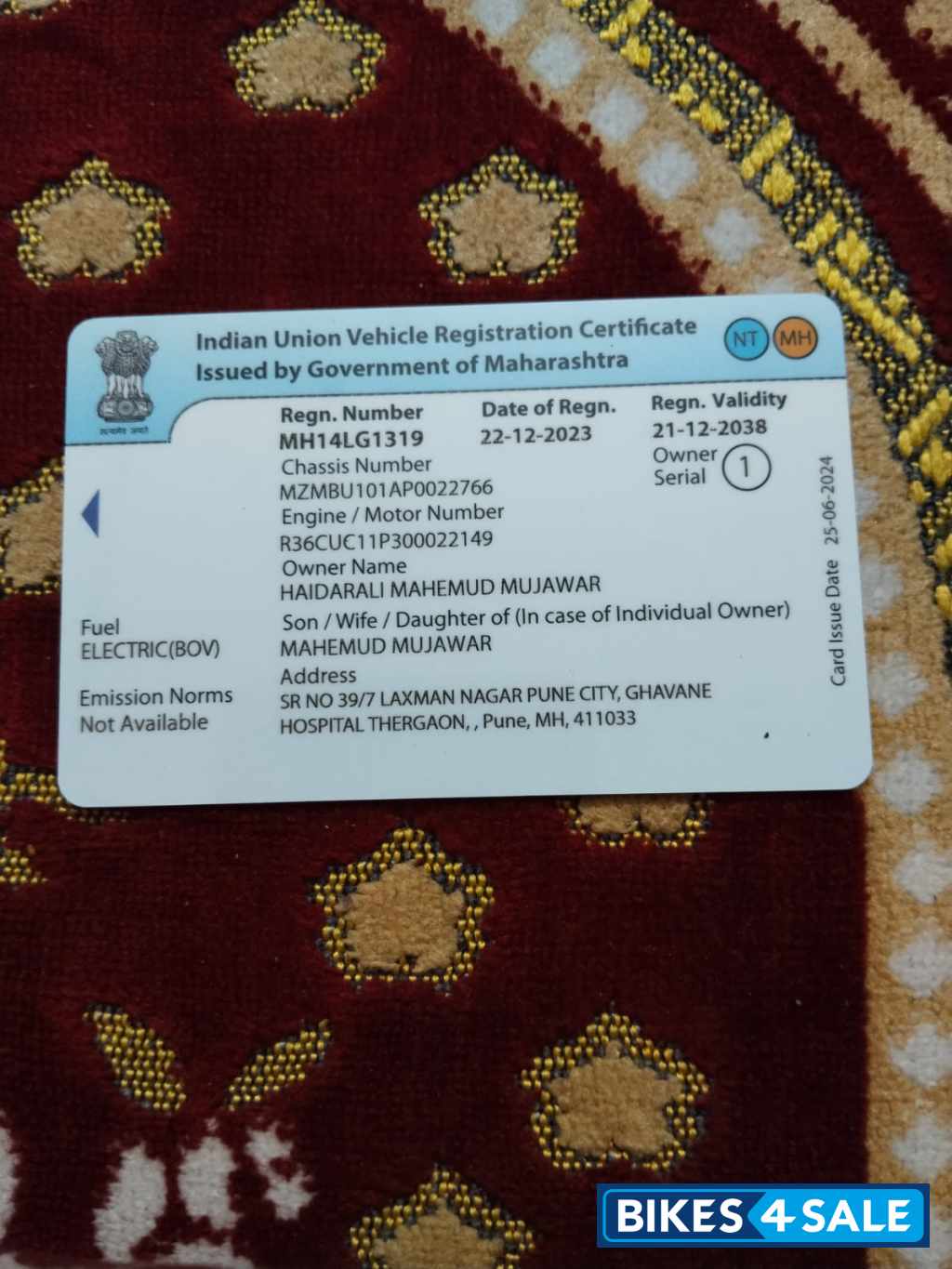 Black Revolt RV 400 Black Revolt RV 400