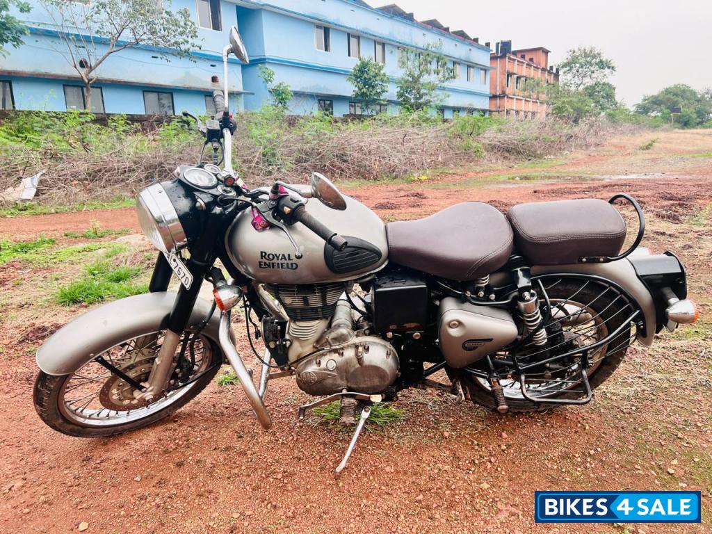 Royal Enfield Classic 350