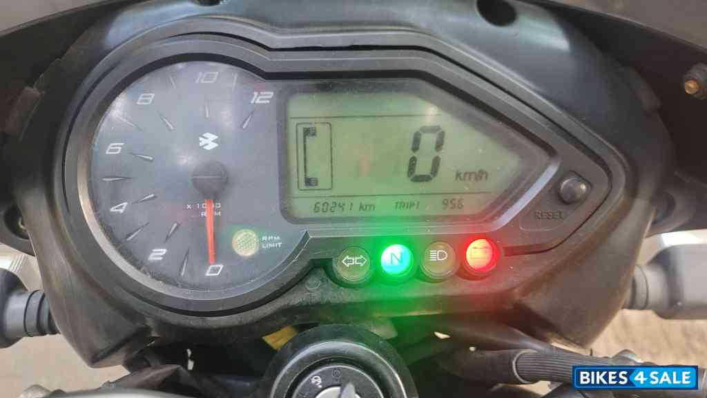 Bajaj Pulsar 180 DTSi Bajaj Pulsar 180 DTSi