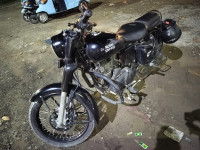 Royal Enfield Classic Stealth Black