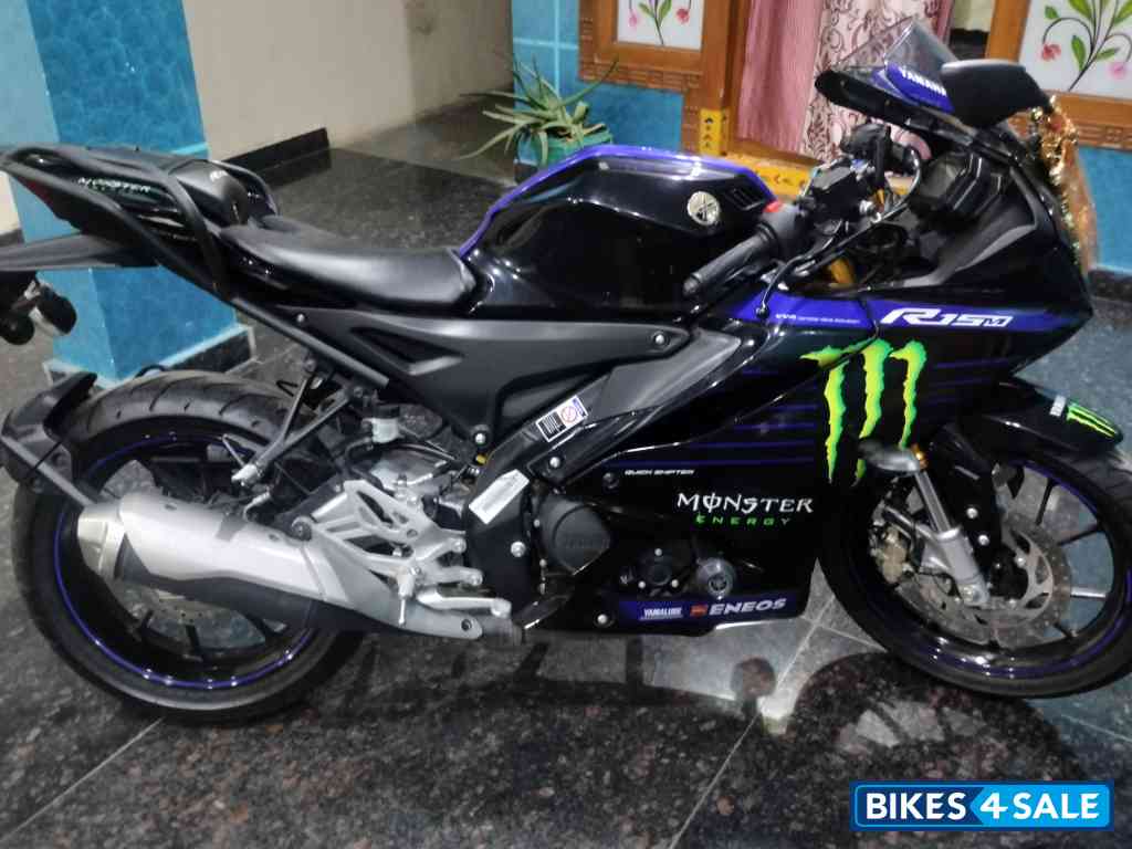 Black Yamaha R15M Monster Energy MotoGP Edition Black Yamaha R15M Monster Energy MotoGP Edition