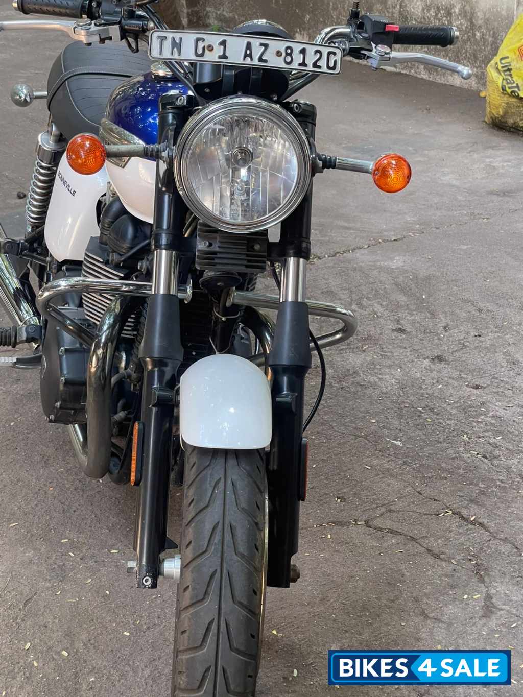 Triumph Bonneville T100 Triumph Bonneville T100