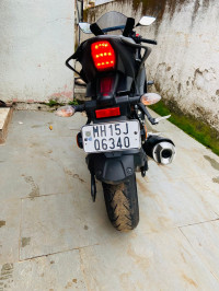 Black Mt Yamaha R15 V4