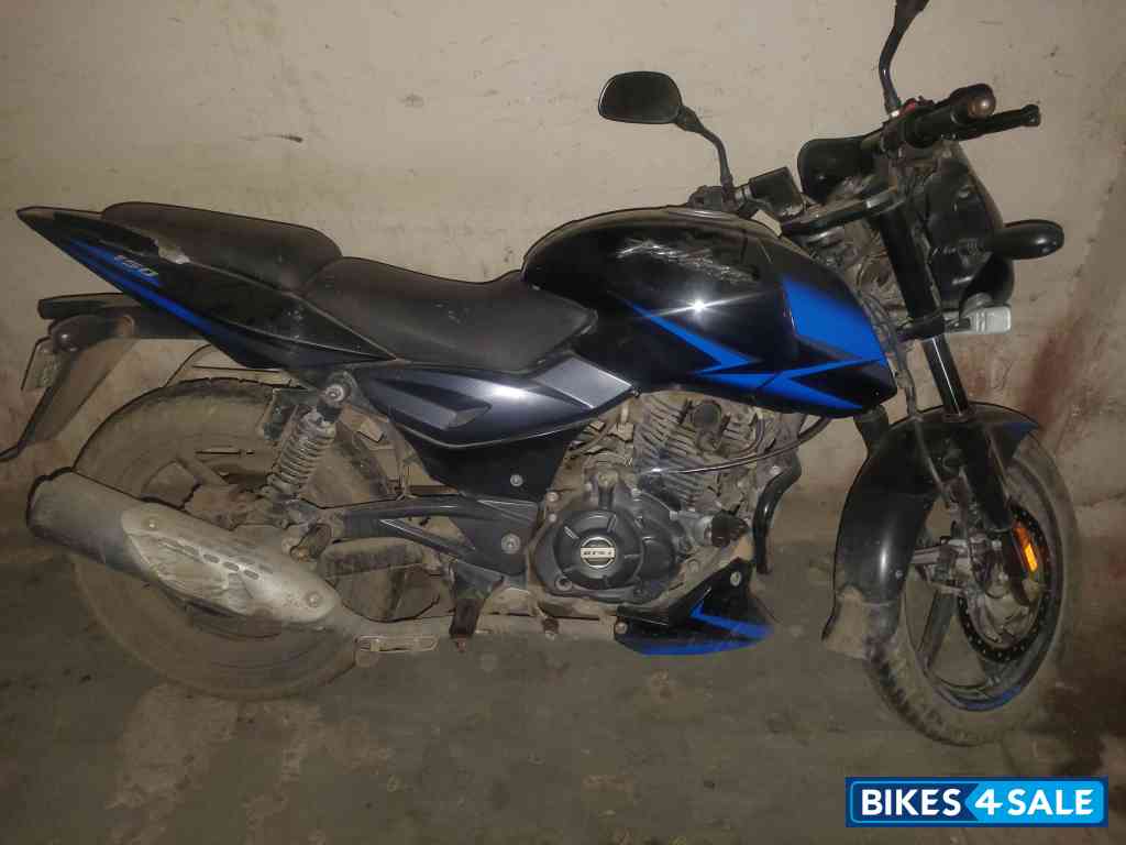 Blue Bajaj Pulsar 150 Twin Disc BS6
