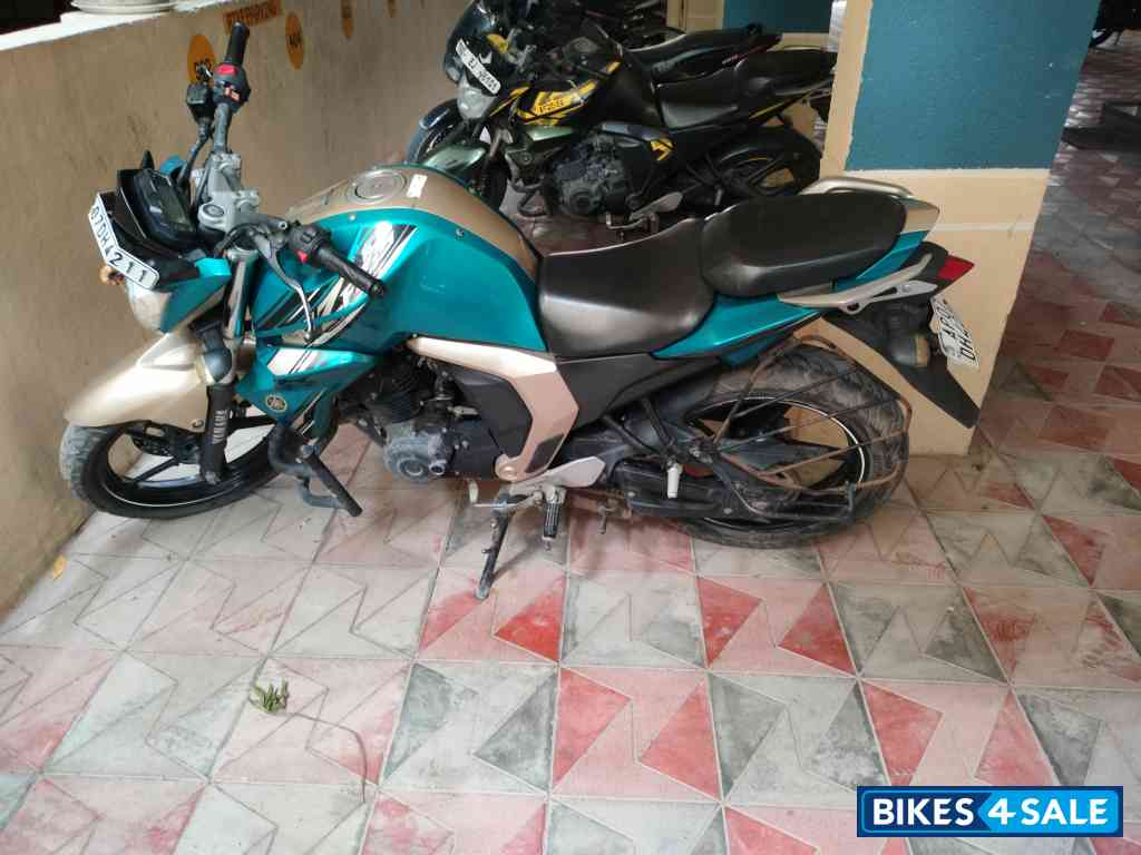 Yamaha FZ-S FI V2 Yamaha FZ-S FI V2