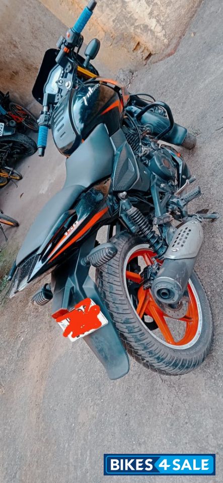 Bajaj Pulsar 150 Twin Disc BS6 Bajaj Pulsar 150 Twin Disc BS6