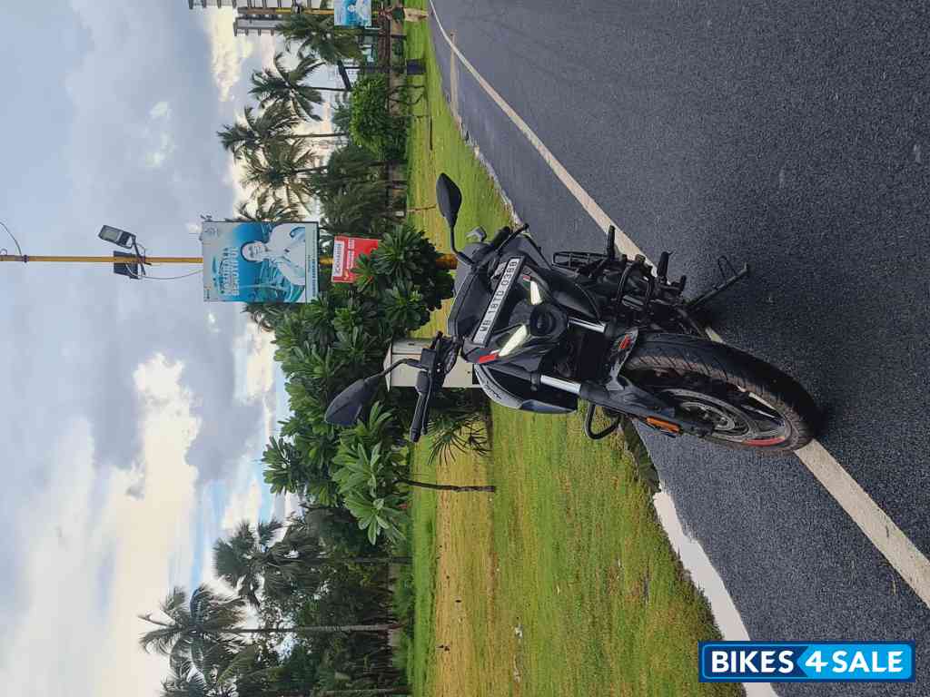 Bajaj Pulsar N250 Dual Channel ABS Bajaj Pulsar N250 Dual Channel ABS