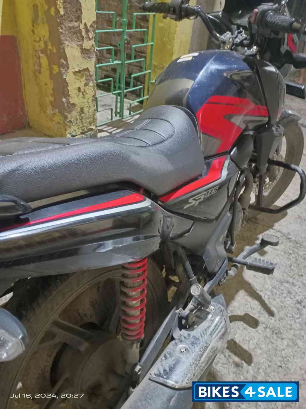 Pearl Siren Blue-a Honda SP 125 BSVI Pearl Siren Blue-a Honda SP 125 BSVI