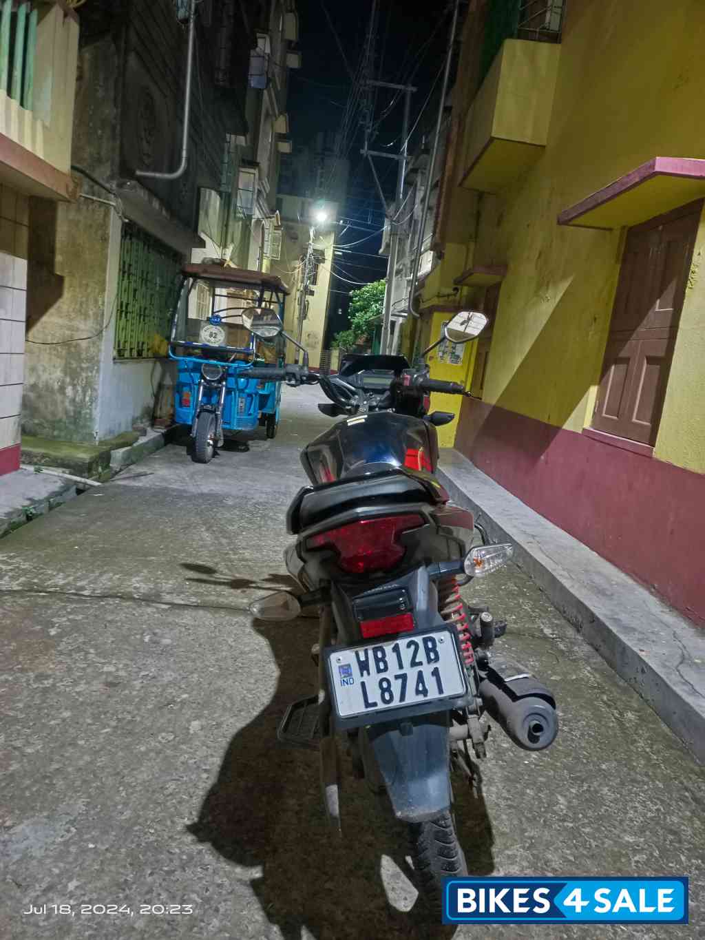 Pearl Siren Blue-a Honda SP 125 BSVI Pearl Siren Blue-a Honda SP 125 BSVI