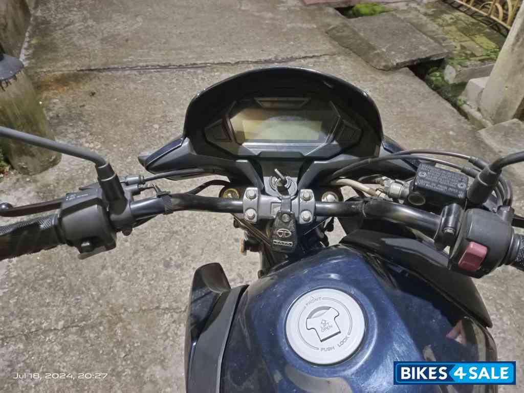 Pearl Siren Blue-a Honda SP 125 BSVI Pearl Siren Blue-a Honda SP 125 BSVI