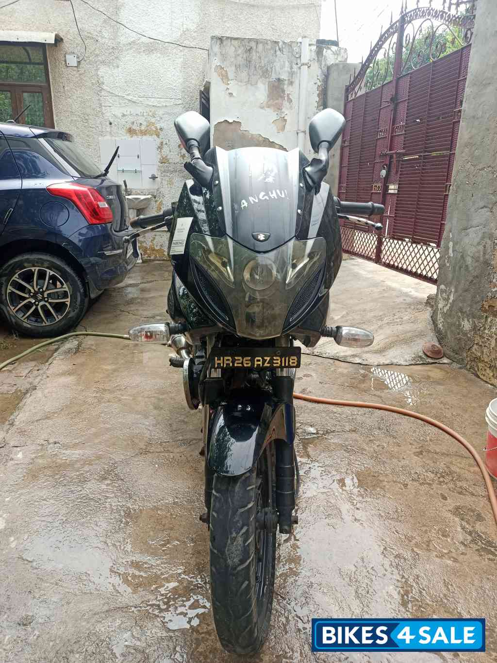 Bajaj Pulsar 220 DTSi Bajaj Pulsar 220 DTSi