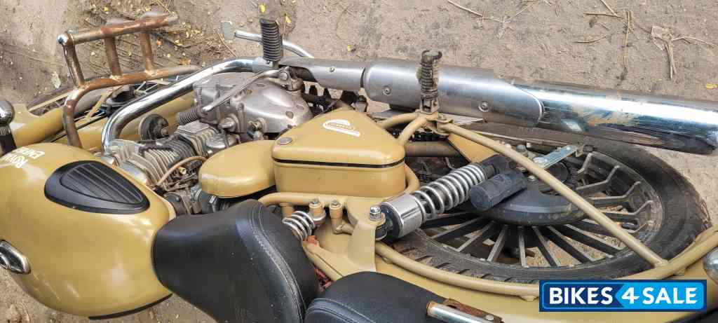 Royal Enfield Classic Desert Storm Royal Enfield Classic Desert Storm