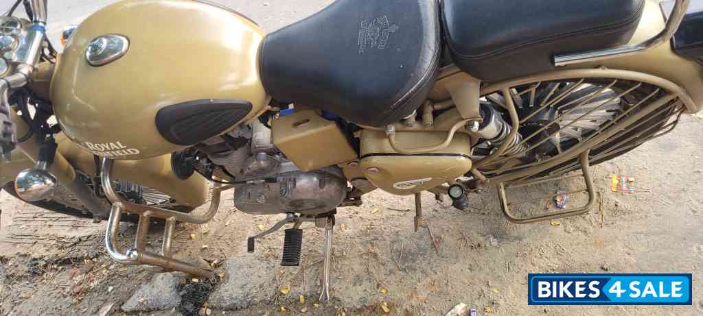 Royal Enfield Classic Desert Storm Royal Enfield Classic Desert Storm