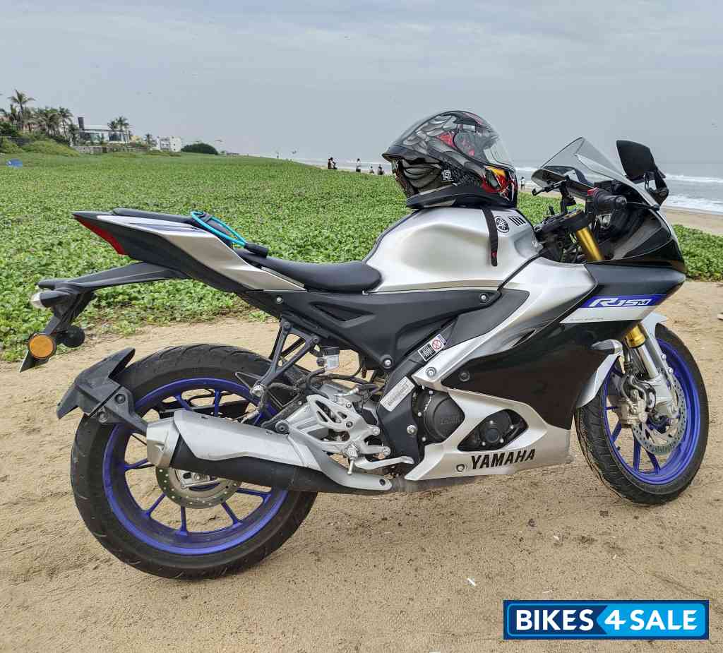Yamaha R15M Yamaha R15M