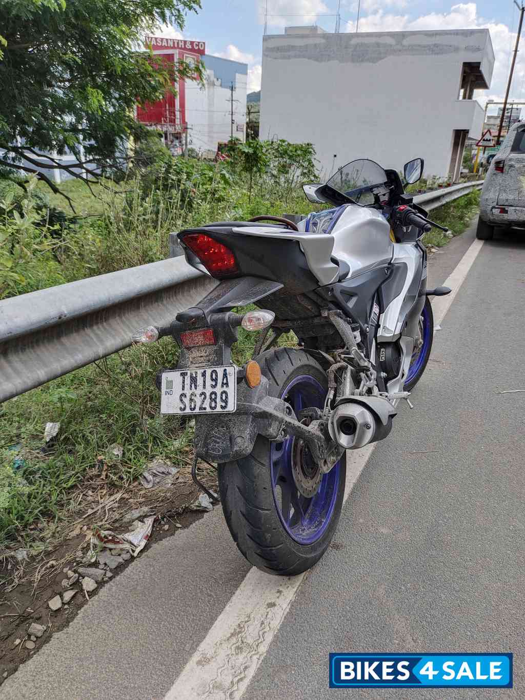 Yamaha R15M Yamaha R15M