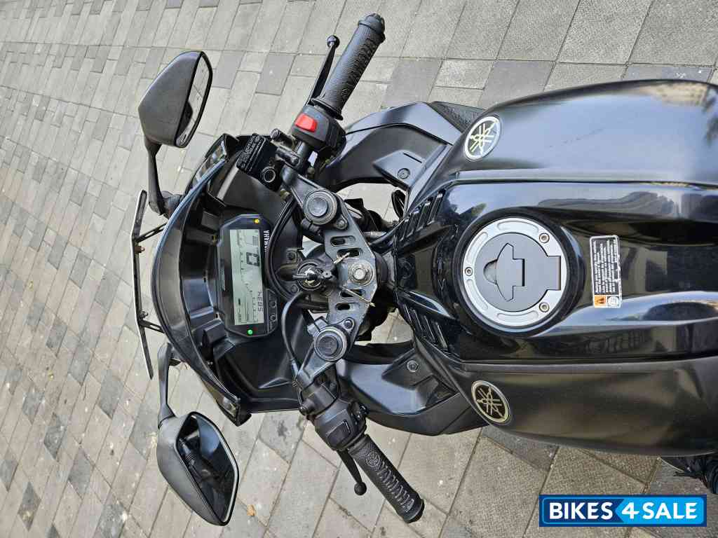 Yamaha YZF R15 V2 Yamaha YZF R15 V2