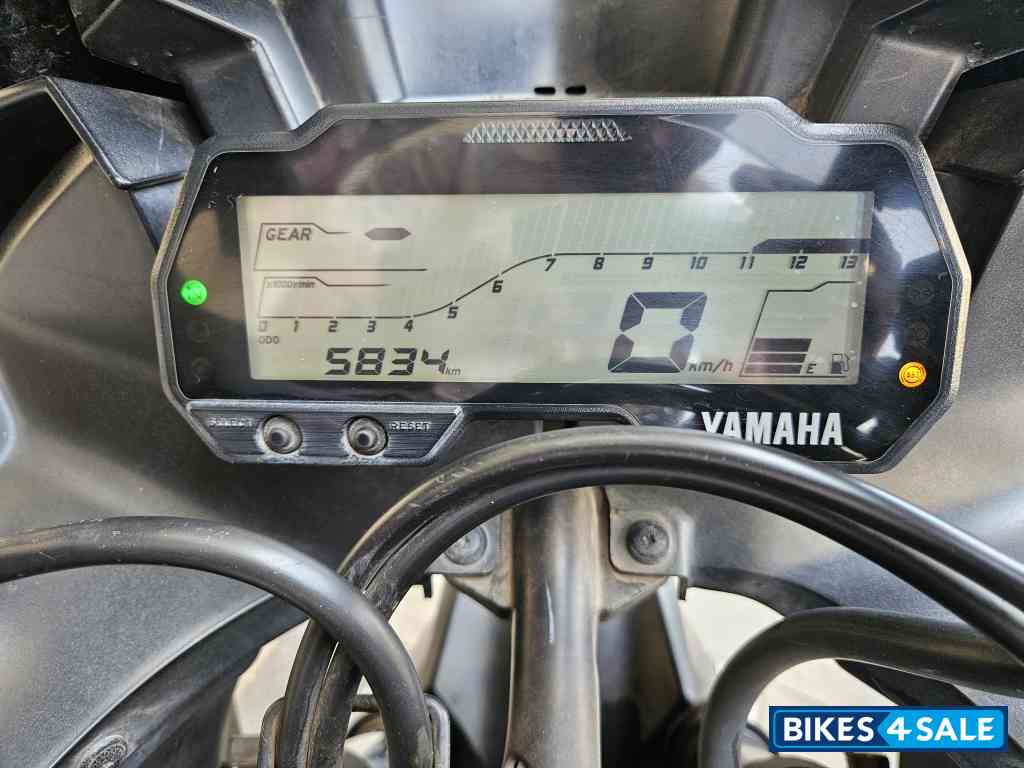 Yamaha YZF R15 V2 Yamaha YZF R15 V2