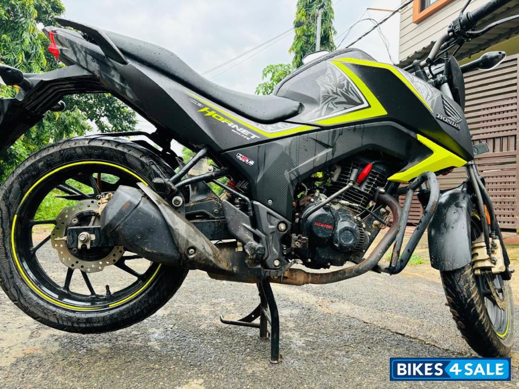 Honda CB Hornet 160R Honda CB Hornet 160R