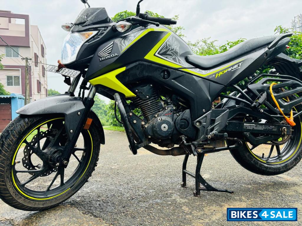 Honda CB Hornet 160R Honda CB Hornet 160R