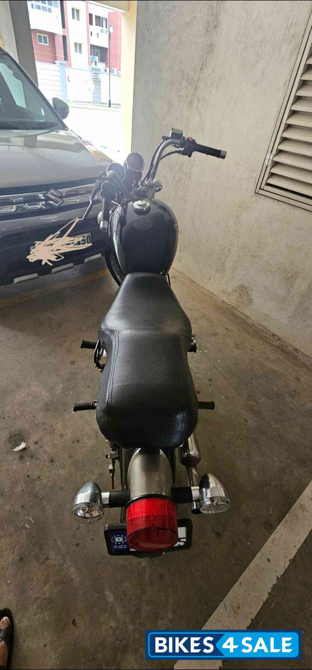 Royal Enfield Thunderbird 350 Royal Enfield Thunderbird 350