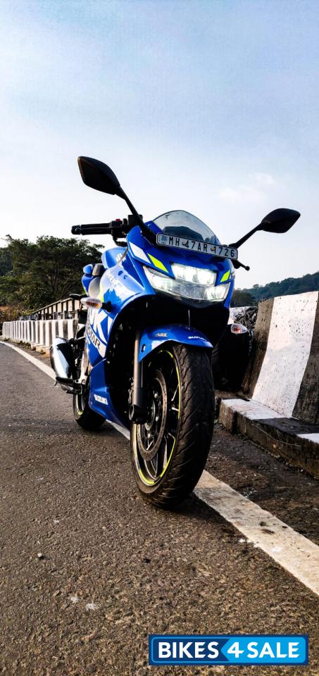 Moto Gp Blue Suzuki Gixxer SF Moto GP Moto Gp Blue Suzuki Gixxer SF Moto GP