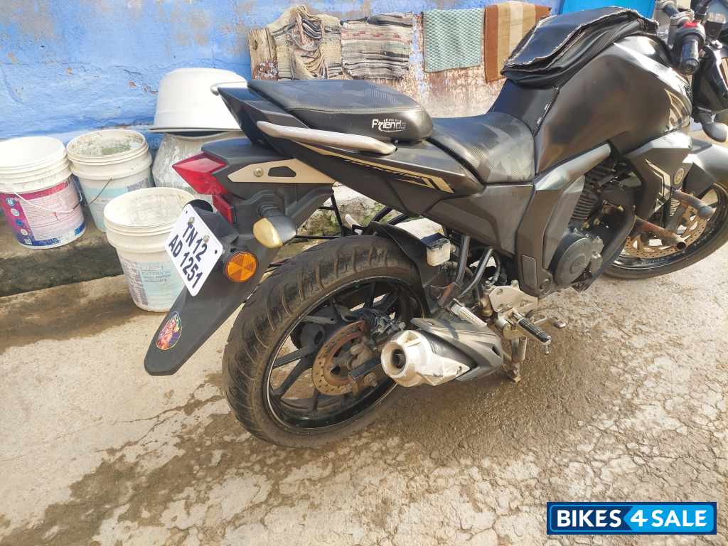 Yamaha FZ-S FI V2 Yamaha FZ-S FI V2