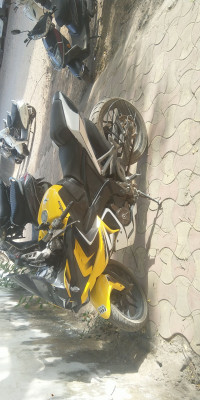 Bajaj Pulsar RS 200 2015 Model