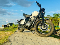 Jawa 42 Bobber Dual Channel ABS