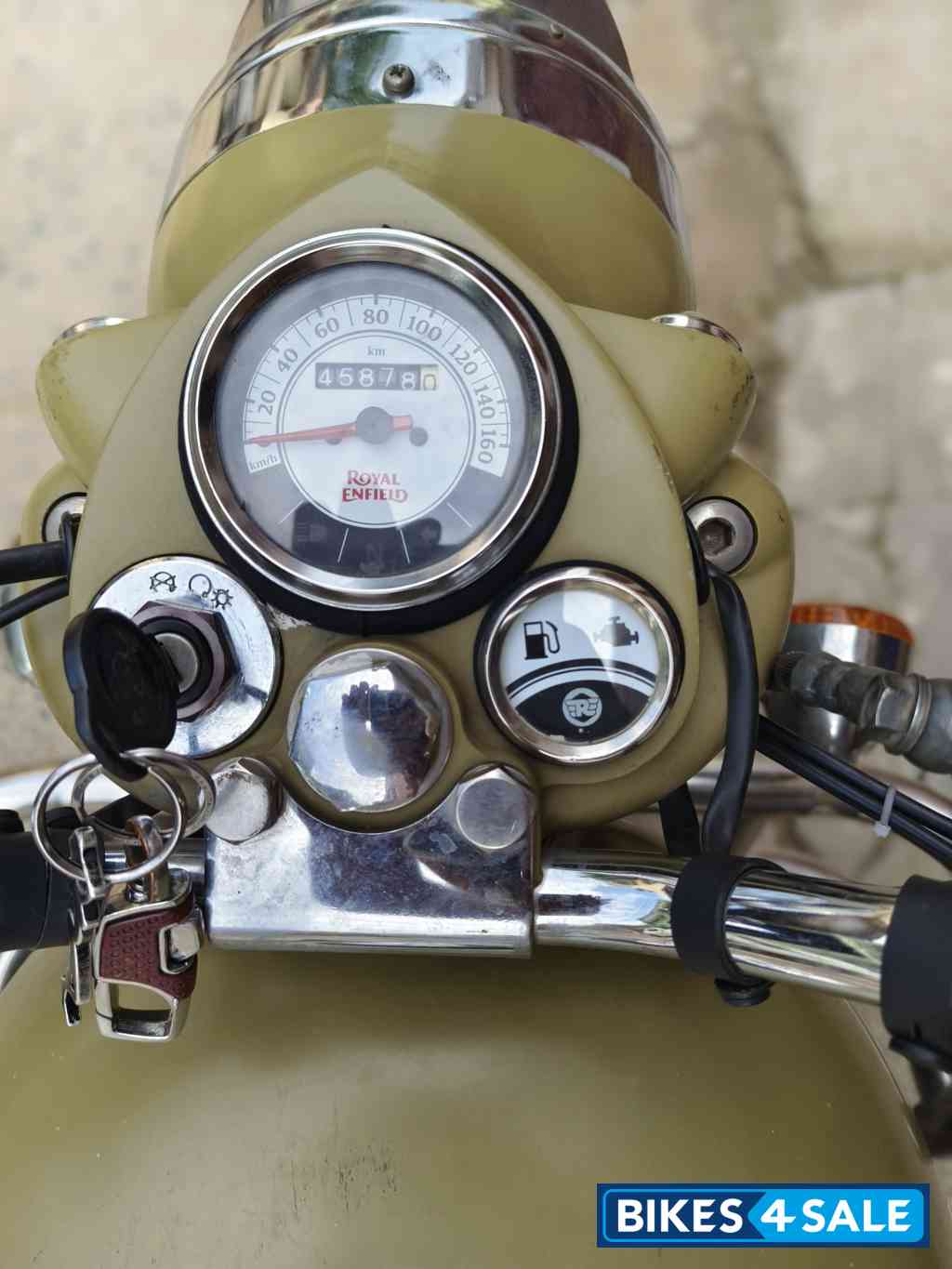 Royal Enfield Classic Desert Storm Royal Enfield Classic Desert Storm