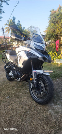 Benelli TRK 502