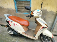 Polar White Fleeto Magnum