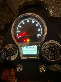 Royal Enfield Classic Stealth Black 2024 Model