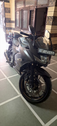 Mettalic Black Suzuki Gixxer SF 250 BS6