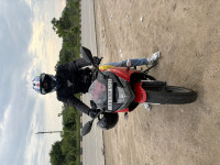 Red Suzuki Gixxer SF