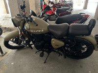Sand Desert Storm Royal Enfield Classic Desert Storm