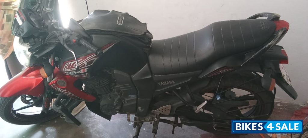 Red And Black Yamaha FZ-S Red And Black Yamaha FZ-S